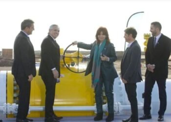 En Salliqueló Se inauguró el Gasoducto Néstor Kirchner con foto de unidad en el oficialismo
