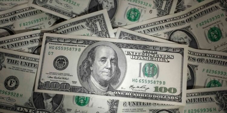 Cotizaciones Tras alcanzar un nuevo récord, a cuánto se vende el dólar