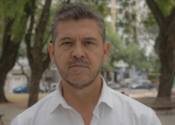 Elecciones Sebastián Mastropaolo propone mejoras el transporte público y la seguridad