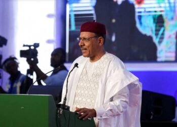 Retuvieron al presidente de Níger en un intento de golpe de Estado