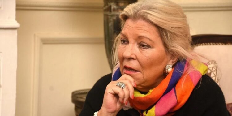 Parte médico Carrió sufrió una isquemia transitoria y permanece internada en Esperanza