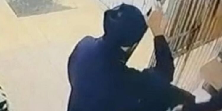 Sequía histórica Empleados despedidos por robar agua embotellada de un hospital de Montevideo