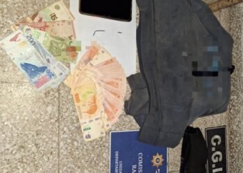 Robó en una casa y escondió el dinero en otra