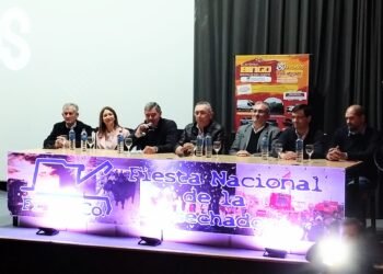 Presentaron la 25º Fiesta Nacional de la Cosechadora