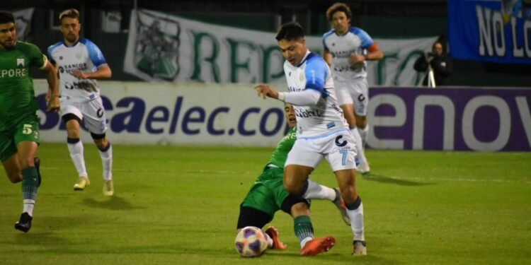 Atlético volvió a sonreír con un triunfazo ante Ferro