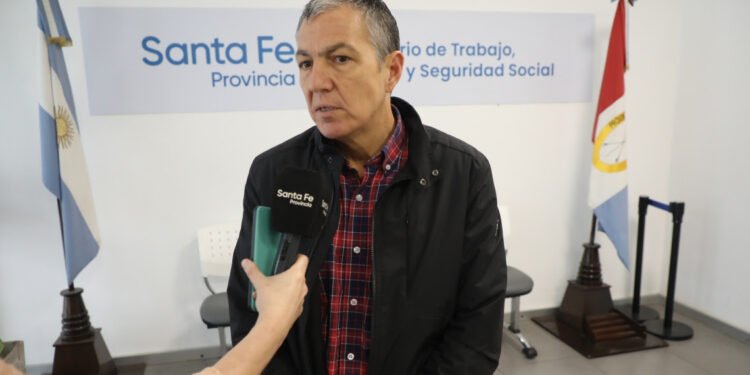 Programas de inserción laboral y capacitación apuntalan los 38.000 empleos privados creados en la gestión Perotti