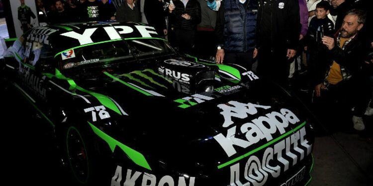 Presentaron el Chevy con el que Canapino correrá la segunda del TC en Rafaela