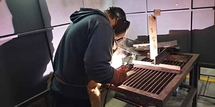 En junio volvió a crecer el empleo privado registrado en la Provincia