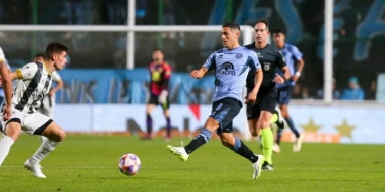 Copa Argentina Belgrano aplicó la lógica y pasó de ronda ante Claypole