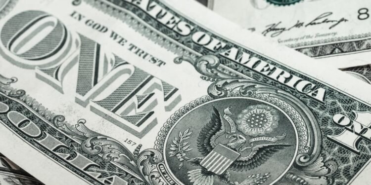 Cotizaciones A cuánto se vende el dólar tras marcar un nuevo récord