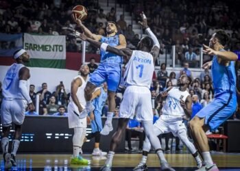 Argentina pierde con Bahamas en su estreno en el básquetbol de Santiago