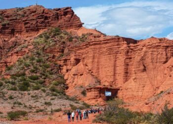 Massa y Lammens lanzan la quinta edición del Previaje