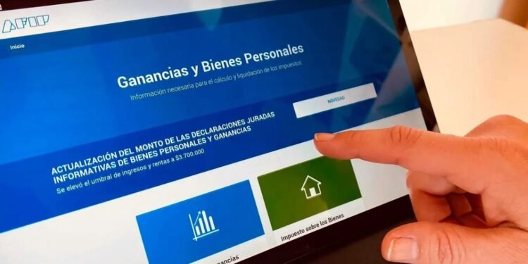 Alivio fiscal El gobierno nacional sube el piso de Ganancias a $ 700.000