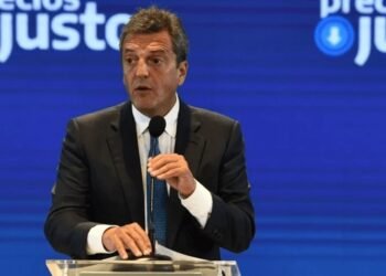 Uno por uno, los anuncios de Massa: bonos, quita de impuestos, refuerzo de la Tarjeta Alimentar y créditos