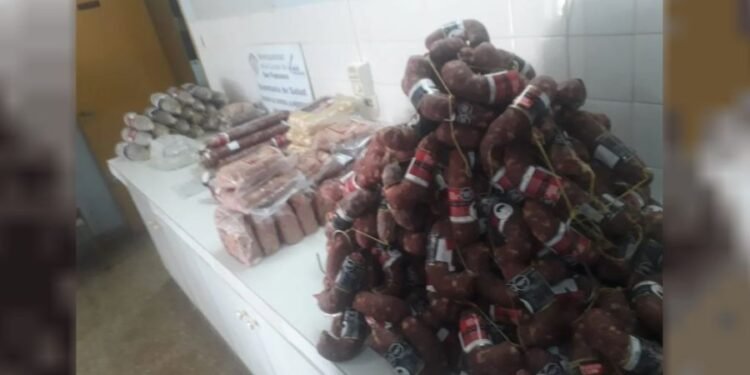 San Francisco: Autoridades confiscaron 500 kg de embutidos de origen rafaelino