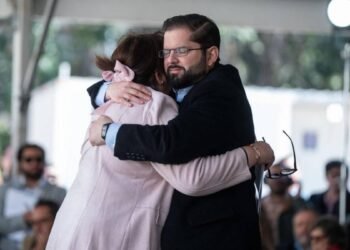 Boric lanzó un plan de búsqueda de desaparecidos en la dictadura chilena