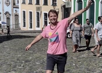 Mataron de una puñalada a un ingeniero para robarle el celular en el barrio de Palermo