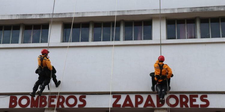 La provincia celebró el 7° aniversario de la creación de la Dirección General de Bomberos de Santa Fe