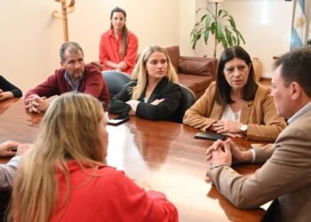 Clara García: “Somos el equipo que va a defender la esperanza y el futuro de Santa Fe”