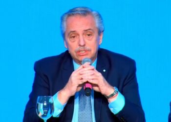 Fernández destacó las nuevas medidas económicas porque cuidan a «los más vulnerables»