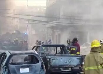 Fuertes destrozos Trágica explosión en República Dominicana provoca tres muertos