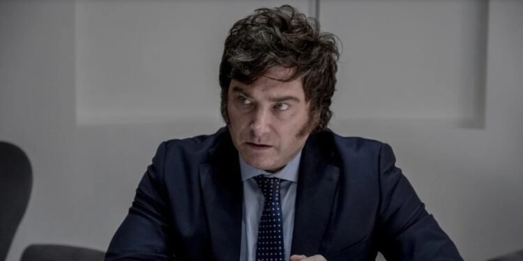 Luego de las PASO Javier Milei confirmó que el viernes tendrá una reunión con el FMI