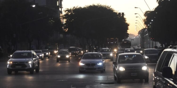 Combustibles Colas, desabastecimiento y dudas: los operadores de YPF se declararon en alerta