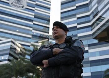 Detuvieron a siete policías por permitir actos golpistas contra Lula