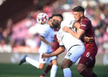 Colón y Lanús se enfrentan en Junín por la Copa Argentina