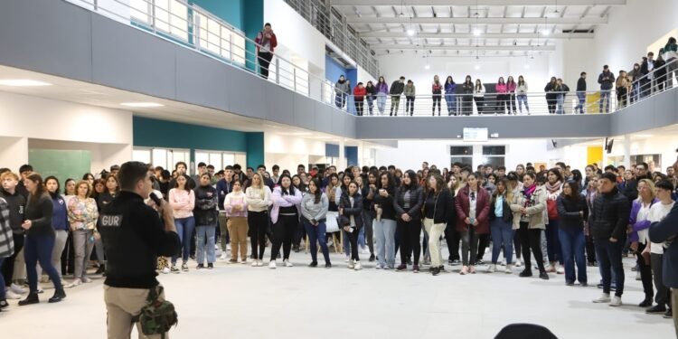 Se realizó una capacitación de Ojos en Alerta en la UNRaf