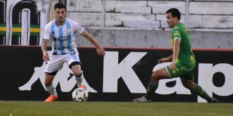 En la última bocha del partido, Atlético fue feliz en Mar del Plata