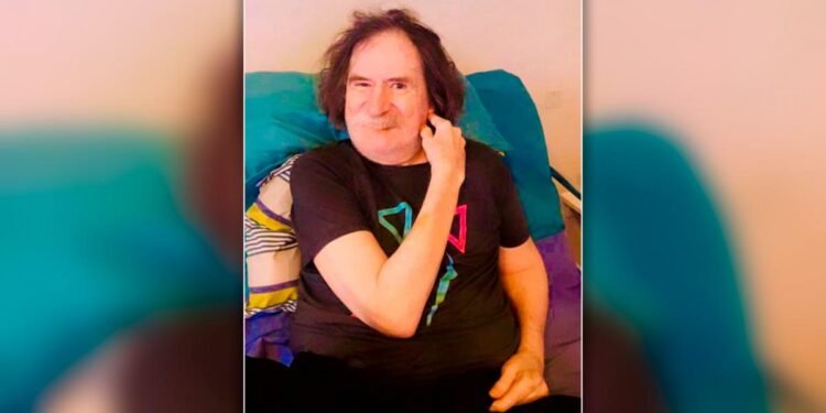 Charly García tranquilizó con su estado de salud: «¡Ya en casa! Gracias por preocuparse»