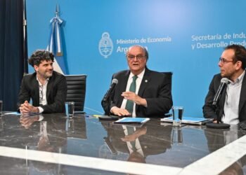 Industria anunció más financiamiento a las empresas para acrecentar la actividad económica