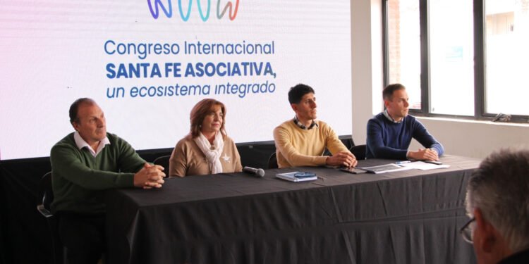La provincia presentó el congreso internacional “Santa Fe Asociativa – Un ecosistema integrado”