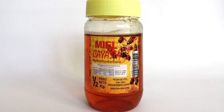 La Assal estableció un alerta alimentaria sobre la miel marca Cayastá