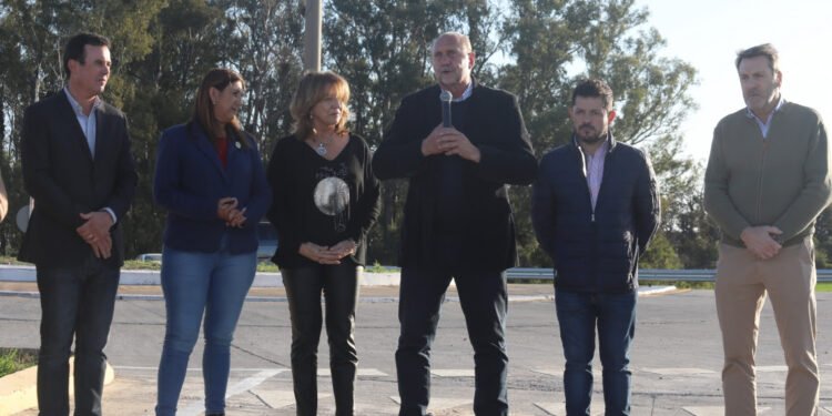 El gobierno inauguró el nuevo intercambiador de la Autopista Provincial 01 en el acceso norte a Santo Tomé