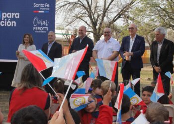 Perotti: “Somos el gobierno que ha realizado la mayor inversión en todo el territorio de la provincia de Santa Fe”