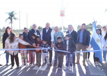 Perotti inauguró la pavimentación de la RP 48 S, en la zona de María Juana
