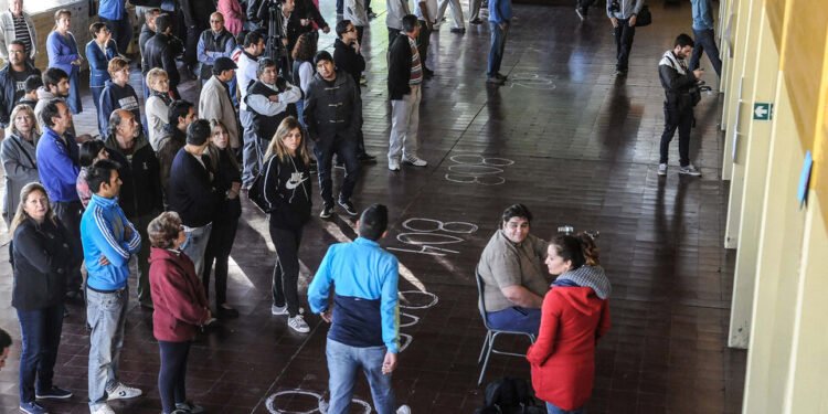 Ya se vota en todo el país en las PASO nacionales