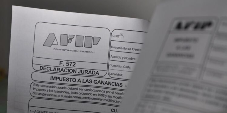 Ganancias: en el Dpto. Castellanos dejarán de pagarlo más de 3500 personas