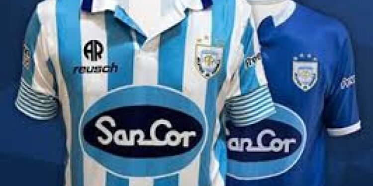 camisetas de fútbol, de básquet y shorts: Robaron en la boutique de Atlético