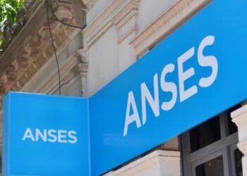 Boletín Oficializaron el bono de 20.000 pesos para desempleados: quiénes cobran y cuándo