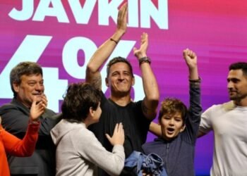 Unidos arrasó en Santa Fe: Pullaro aseguró mayoría en el Senado