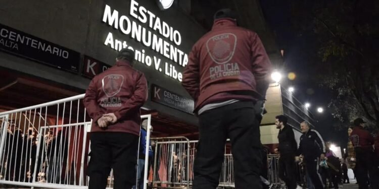 Cómo será el operativo para ingresar al Monumental desde las 17
