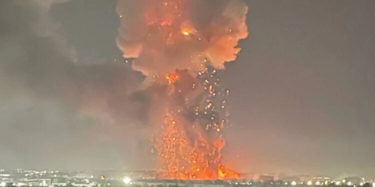 En Taskent Video: brutal explosión en un aeropuerto de Uzbekistán