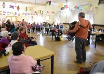 La Perinola” pasó por el hogar Magdalena de Lorenzi