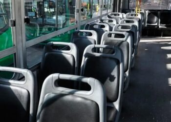 Un paro afecta el servicio de colectivos de dos empresas en el sur del conurbano