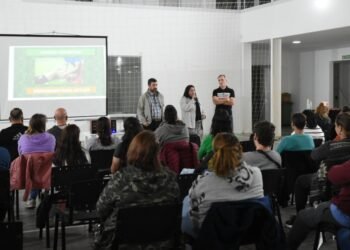 En el marco de la Maratón 21K se dictó un curso de Primeros Auxilios y Promoción de la Salud Deportiva