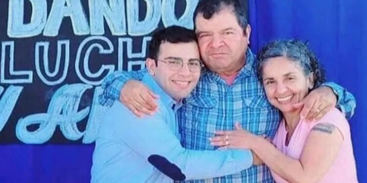 Emerenciano Sena denunció que «vive torturado por el fiscal de la causa»