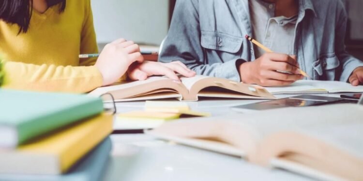 La Municipalidad de Rafaela celebra el acompañamiento a nuevos egresados y egresadas